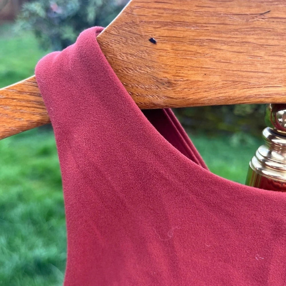 ATHLETA ~ New Conscious Twist Crop Top in Powervita Rust Red Size XS - Picture 5 of 13